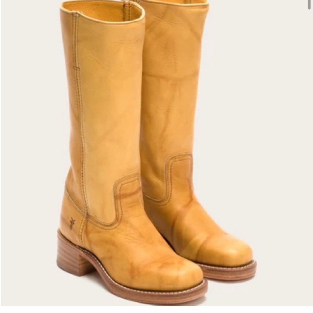 ISO! BANANA FRYE CAMPUS BOOTS